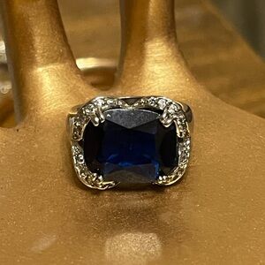 Blue Sapphire Fashion Ring